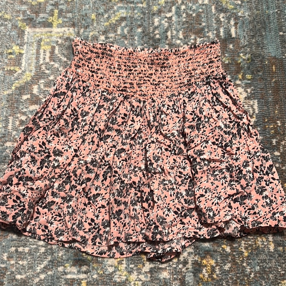 Aeropostale- Floral Skirt
